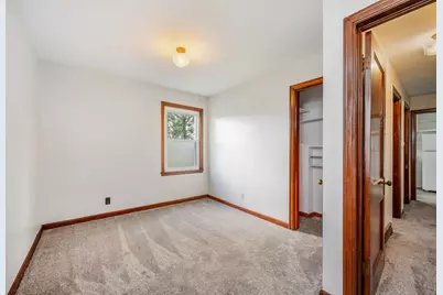 906 N Prairie Avenue, Fairmont, MN 56031 - Photo 14