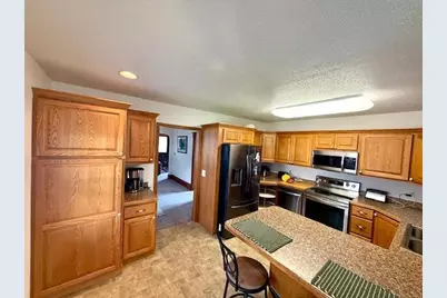 307 Main Street E, Caledonia, MN 55921 - Photo 20