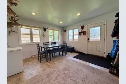 307 Main Street E, Caledonia, MN 55921 - Photo 10