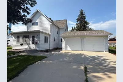 307 Main Street E, Caledonia, MN 55921 - Photo 1
