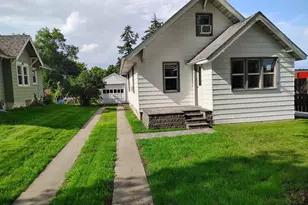 613 E Vernon Ave, Fergus Falls, MN 56537 - Photo 1