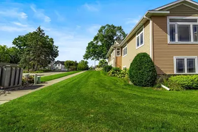 1329 S Oak Street, Lake City, MN 55041 - Photo 4