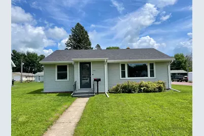 501 N Jackson Avenue, Springfield, MN 56087 - Photo 1