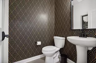 870 Mount Curve Blvd, Saint Paul, MN 55116 - Photo 32