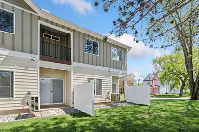 425 W 8th Street #19, New Richmond, WI 54017 - Photo 34