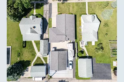 612 Walsh Street, Crookston, MN 56716 - Photo 40