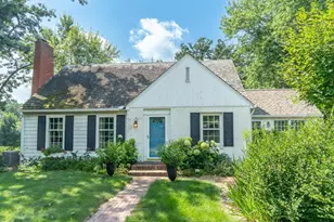 145 Hickory St, Mahtomedi, MN 55115 - Photo 1