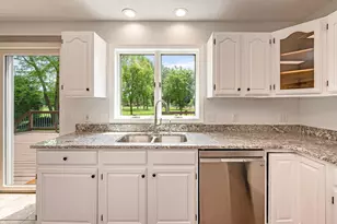 2326 Snowbird Ln, North Mankato, MN 56003 - Photo 18