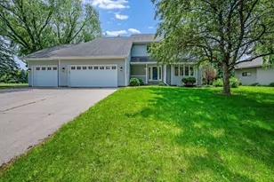2326 Snowbird Ln, North Mankato, MN 56003 - Photo 2
