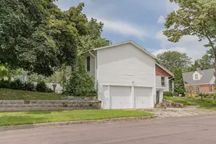 902 White St, Jackson, MN 56143 - Photo 52