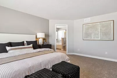 1738 Oak Creek Pass, Chaska, MN 55318 - Photo 40