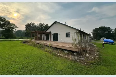 921 Lillian Street, Waterville, MN 56096 - Photo 10