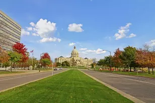 78 10th Street E, Saint Paul, MN 55101 - Photo 36