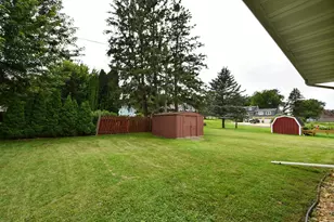 345 E 5th St, Zumbrota, MN 55992 - Photo 24