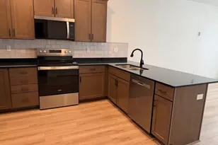 5879 41st St S, Fargo, ND 58104 - Photo 4