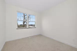 5879 41st St S, Fargo, ND 58104 - Photo 18