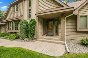 2317 27th St S, Saint Cloud, MN 56301 - Photo 2