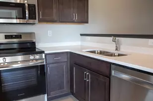 6715 Meadow View Dr S, Fargo, ND 58104 - Photo 8