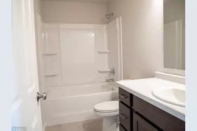 6715 Meadow View Drive S, Fargo, ND 58104 - Photo 26