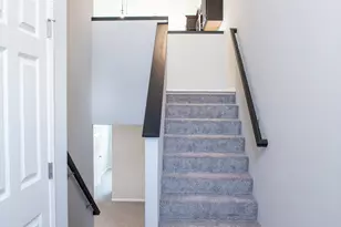 6715 Meadow View Dr S, Fargo, ND 58104 - Photo 4