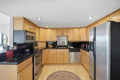 207 5th Avenue SW #802, Rochester, MN 55902 - Photo 12