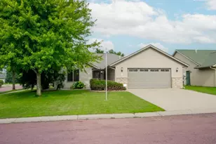 100 Copper Village Cir, Mankato, MN 56001 - Photo 1