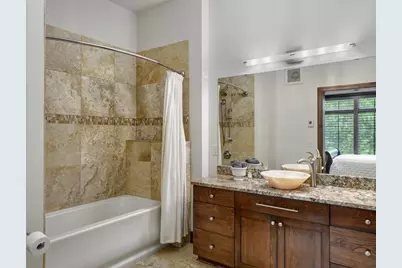 715 Linden Street #204, Mendota Heights, MN 55118 - Photo 22