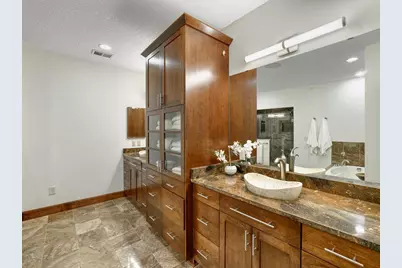715 Linden Street #204, Mendota Heights, MN 55118 - Photo 28
