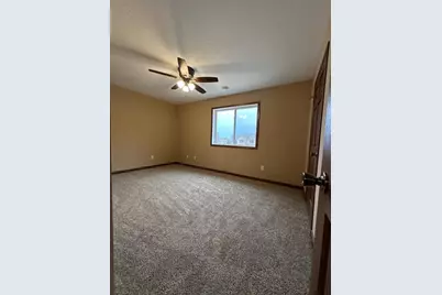 1560 Gray Fox Drive NE, Owatonna, MN 55060 - Photo 6