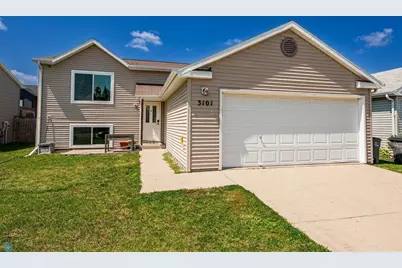 3101 32nd Street S, Moorhead, MN 56560 - Photo 1