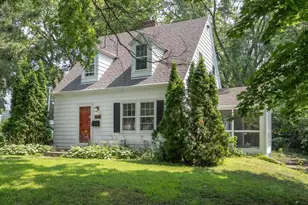 3252 Grimes Ave N, Robbinsdale, MN 55422 - Photo 1