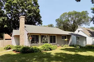 1431 Damon Ct SE, Rochester, MN 55904 - Photo 1