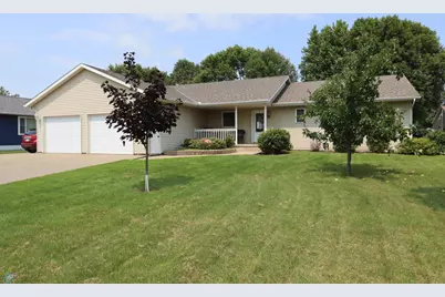 119 9th Street SE, Freeport, MN 56331 - Photo 1