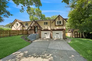 2469 Dunlap St N, Roseville, MN 55113 - Photo 1