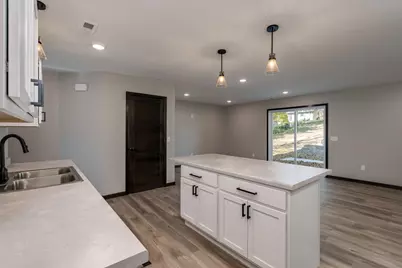 3211 Scotch Lane, Mankato, MN 56001 - Photo 6