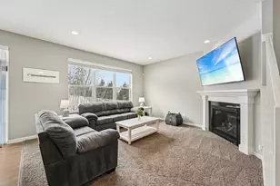 15244 Edgewood Ave, Savage, MN 55378 - Photo 6