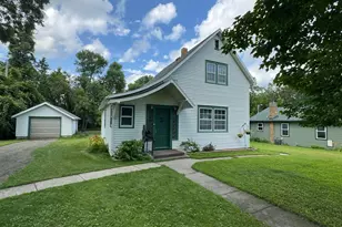 206 W Dunton St, Battle Lake, MN 56515 - Photo 1