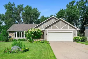 7312 Glouchester Dr, Edina, MN 55435 - Photo 1
