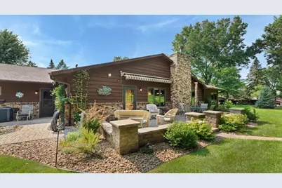 2703 Le Homme Dieu View NE, Alexandria, MN 56308 - Photo 2