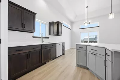 7405 Claire Drive S, Fargo, ND 58104 - Photo 18