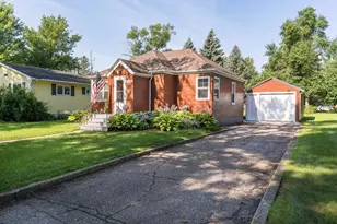 218 7th Ave SE, Elbow Lake, MN 56531 - Photo 1