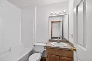 4746 N 6th St, Minneapolis, MN 55430 - Photo 28