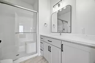 7494 Eagle Pointe Dr S, Fargo, ND 58104 - Photo 22