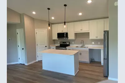 17691 Empire Trail, Lakeville, MN 55044 - Photo 4