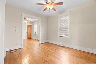 952 Western Ave N, Saint Paul, MN 55117 - Photo 4