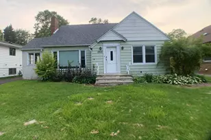 1959 Kenwood Dr W, Maplewood, MN 55117 - Photo 1