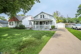 1214 14th St N, Moorhead, MN 56560 - Photo 1