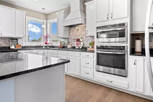 10391 188th St W, Lakeville, MN 55044 - Photo 10