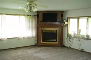 356 Circle Dr, Saint Martin, MN 56376 - Photo 6