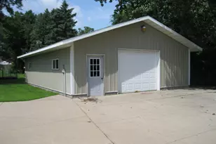 356 Circle Dr, Saint Martin, MN 56376 - Photo 2